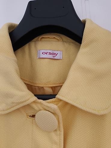 Beauty & Care: Orsay ženski kaput – pastelno žute boje - Model: A-kroja sa naborima — 2