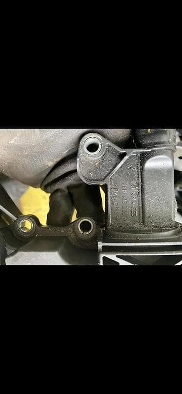 katalog automobila: AUDI A4 A5 SEPARATOR ULJNIH PARA PCV VENTIL 06H103226A | Audi a1 a3 — 3