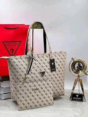 Nakit: 1 klasa kopije
Cena 5400 rsd
💋 — 3