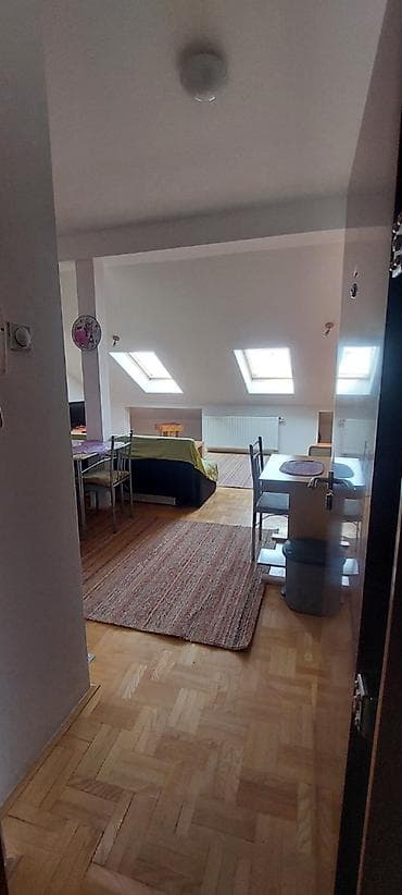 Prodajem stan 38m2, salonskog tipa, Centar-kej. Stan je odmah useljiv