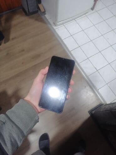 Realme C21, 32 GB, bоја - Crna, Otisak prsta, Dual SIM