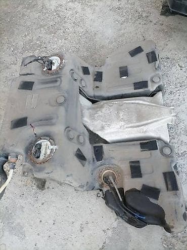 rucica menjaca passat b6: REZERVOAR GORIVA ZA VOLKSWAGEN PHAETON | Far, maska,hauba,branik — 1