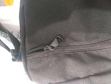 top model ranac: Adidas uniseks torbica preko ramena – klasičan crni model sa belim — 9