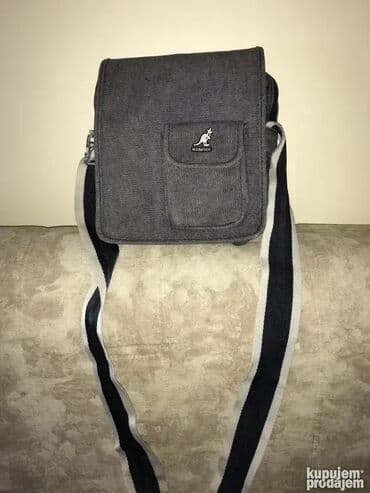 diesel torbica plava: Original KANGOL torbica Dimenzije 20x25 debljjina 5cm. Unutra jedan — 1