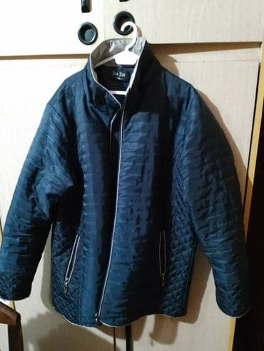 Winter jackets: Povoljno. 3000din.jako lepa topla 44br — 2