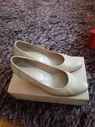 Gležnjače: Salonke, 38 — 2