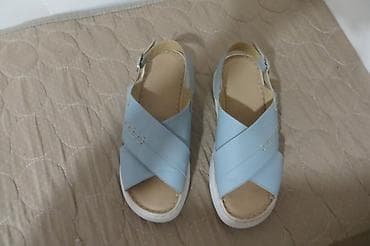 zenske skecers patike: ZENSKE KOZNE SANDALE br 39 kao nove, bez man greske, udobne lqagane — 2