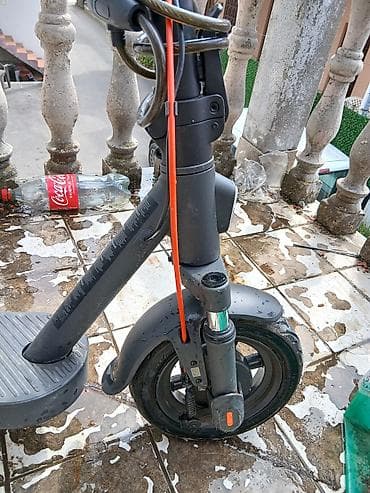 zverici 2: Prodaje se Xiaomi električni trotinet Elite! 🛴 ​Unapredite svoje — 5
