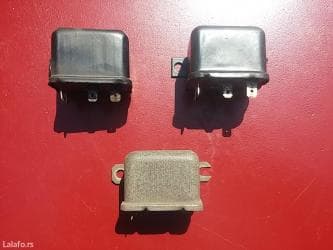 Releji lada zastava. Polovno, očuvana skinuto sa rastavljenog