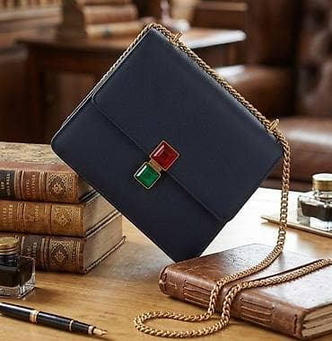 mackaste naocare za sunce: Elegantna ženska torbica preko ramena - Materijal: glatka eko-koža — 1