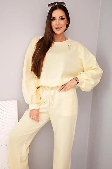 Venčanice i aksesoari: 💫Ženski komplet trenerka – duks i donji deo
✅3200 — 5