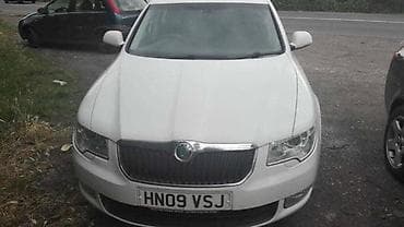 nosac tablice za motor: FAROVI I OSTALI DELOVI ZA ŠKODA SUPERB OD 2008. DO 2013. GOD. | — 1