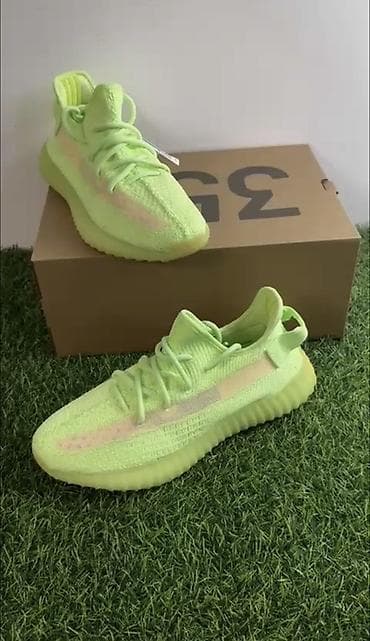 Sandale i papuče: Patike – silueta inspirisana modelom 350 sa Boost-stil đonom Brojevi — 9