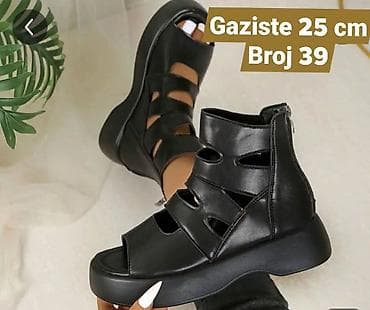 easy street sandale: Crne sandale sa platformom i zatvaračem pozadi. Modernan dizajn sa — 1