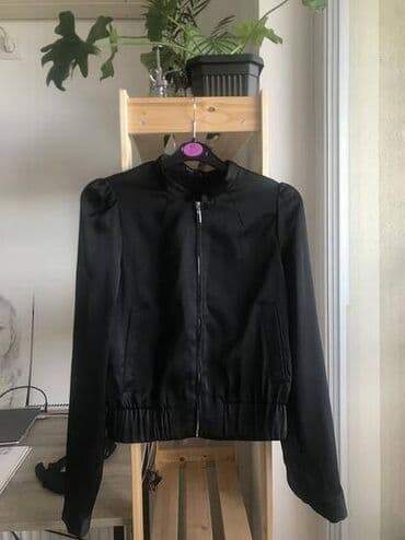 College jackets: Reserved crna jakna Velicina 34 Par puta nosena, zaista kao nova — 2