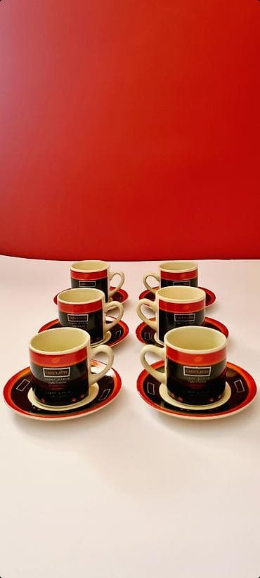 solje za espresso kafu: Servis 6 malih šoljica sa tacnom za kafu, motiv “CAFE’ LATTE”. - Nove — 3