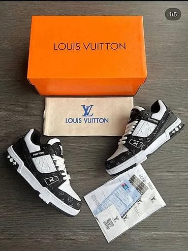 patike iz turske: 40-44
6000 v — 3