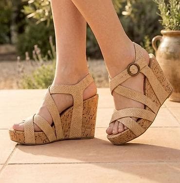 dior bele: Ženske sandale na punu petu (platformu) od plute, u bež boji. - — 1