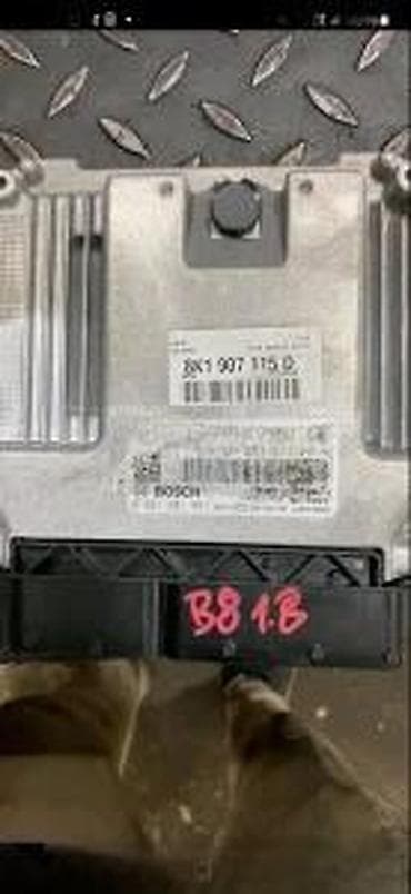 sakupljac mrvica: AUDI A4 A5 B8 1.8 TFSI MOTORNI RACUNAR 8K1907115D | audi vw delovi — 2