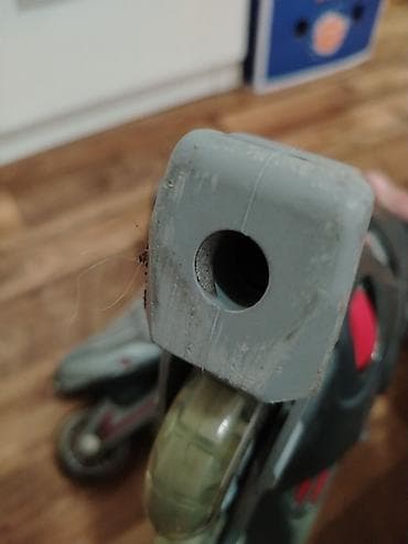 Umetnost i kolekcionarstvo: Roleri broj 43 - 4 točka po roleru, 8 mm osovine - Ležajevi ABEC-5 — 6