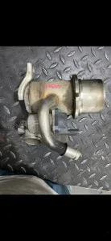 r7 tuning: GOLF 7 DELOVO HLADNJAK EGR 04L131512D | Audi vagen delovi altina — 3