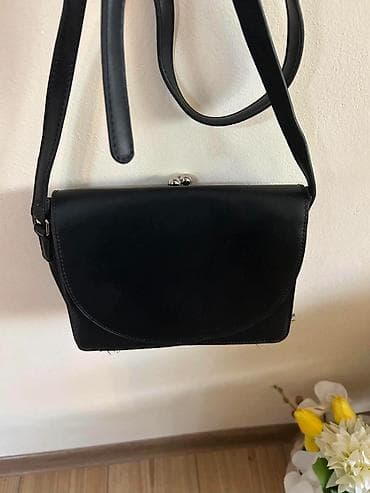 diana: Torbica preko ramena sa prednjim novčanikom. - Materijal: veštačka — 3