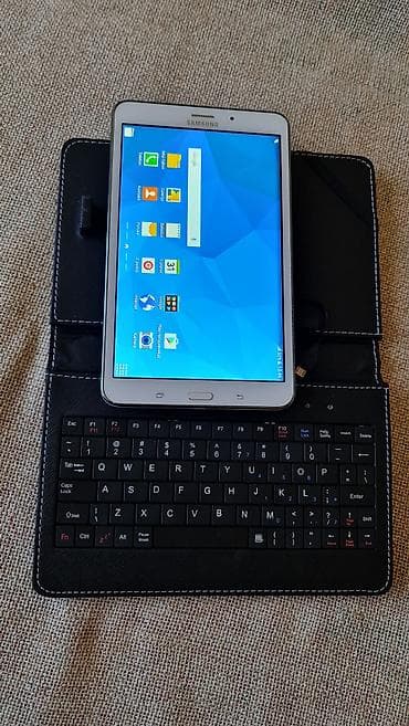 postolje za tv: Samsung Galaxy Tab 4 7.0 sa futrolom i mini tastaturom - Model — 8