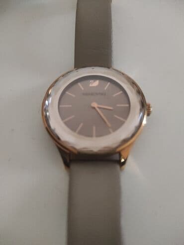 sat: Klasični sat, Swatch, Ženski — 1