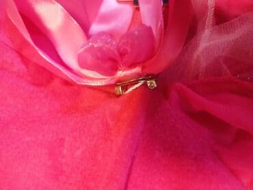 Kostimi za maskenbal: Haljina triko za balet veličina xl koja odgovara za 7-8 godina. Imam — 7