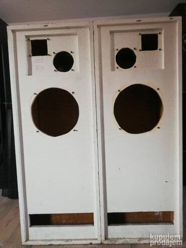 Audio: -basovi 10 inca; 130w; 8 oma ispravni, vesanja za zamenu=70e/par — 8