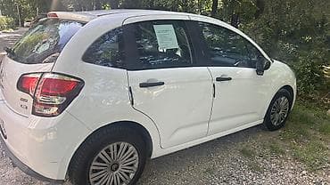 rolsue cena: Citroën C3 – hečbek, bela boja, BG tablice. Ključne karakteristike: - — 7