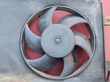 polovni delovi za pezo 307 cacak: Ventilator hladnjaka Lada 112 sa postoljem broj 3. Polovani — 10