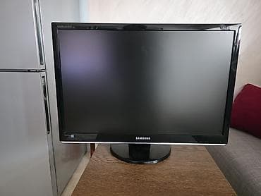 Računari, laptopovi i tableti: Samsung SyncMaster 2693HM – 26" LCD monitor - Dijagonala: 26 inča — 1