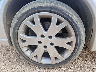 motocikli 50 kubika: ALUMINIJUMSKE FELNE OPC 17 5 X 110 | CENA JE BEZ GUMA Svi delovi — 2