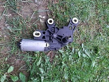 delovi za opel corsa c: MOTOR ZADNJEG BRISACA G5 ZA VOLKSWAGEN GOLF 5 | Motor zadnjeg — 1