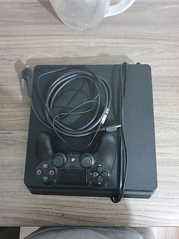 Ps4 u super stanju.Sa jednim dzojstikom.Cipovana na 500gb hard diska — 3