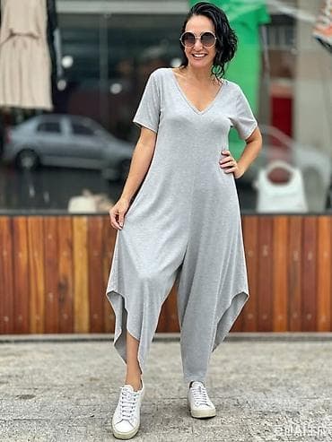 martens beograd: Komninezon za punije
2XL 3XL 4XL 5 XL
Cena : 2.800 dinara — 3