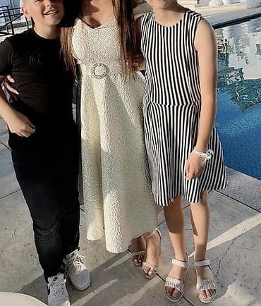 pandora mindjuse srce: Elegantna midi haljina bez bretela u šampanj/bež nijansi, izrađena od — 3