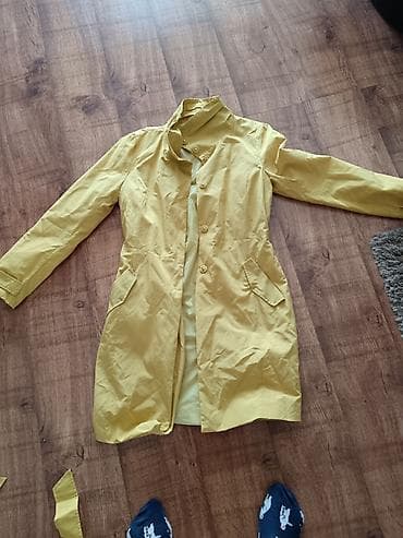 Rolke: Ženska žuta lagana jakna/kabanica do kolena. - Boja: žuta - Dužina — 1