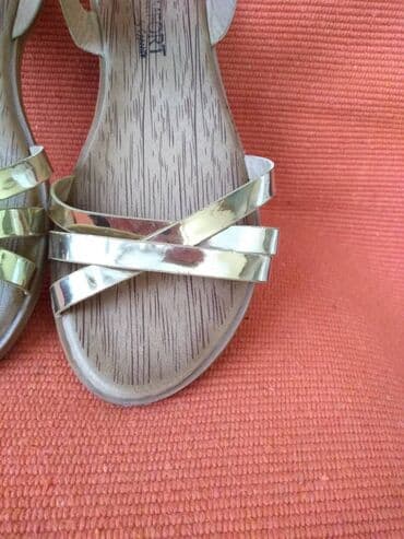 una obuca beograd: Sandals, Opposite, 40 — 3