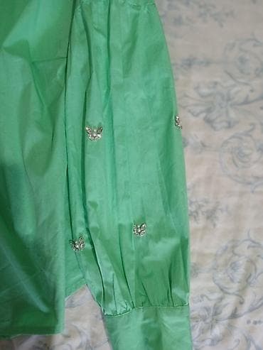helanke vogele l: Zelena košulja s dugmadima – brend Parory. - Materijal: lagani, glatki — 2