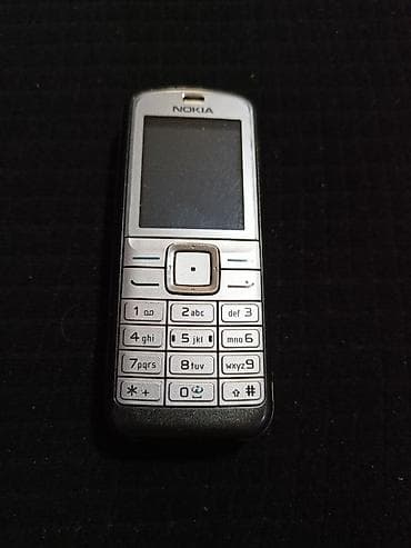 a50 u: Nokia klasični mobilni telefon sa fizičkom tastaturom - Model iz — 2