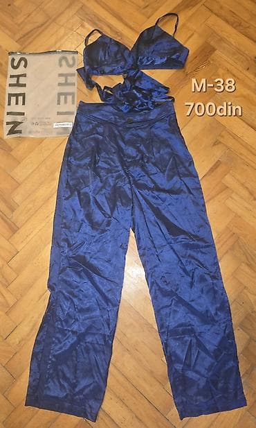 duzina je: SHEIN HALJINE Ženska odeća – više modela 1) Haljina s cvetnim — 10