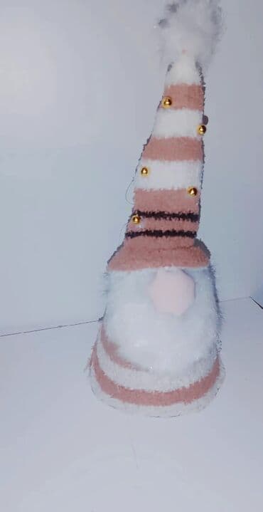 Figure: Figura, bоја - Šareno, Novo — 1