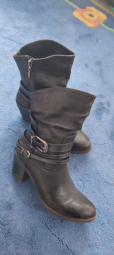 nike sabac: Čizme, 40 — 1