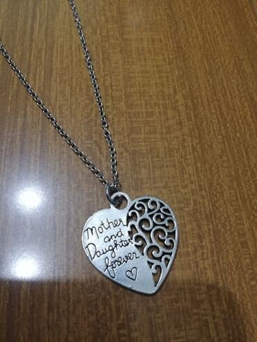 visece mindjuse sa cirkonima: Pendant necklace — 1