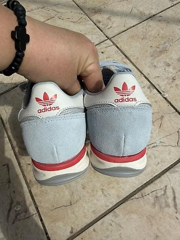 new balance zenske patike 550: Adidas Originals patike – sivi model sa tri bele pruge - Brend — 2