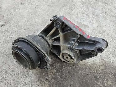 nosač za vanbrodski motor: GREDA NOSAC MOTORA MENJACA ZA RENAULT LAGUNA — 3
