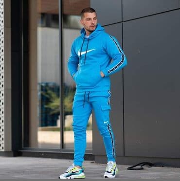 Cena 4690 dinara 
Veličine S M L XL XXL 
Pamuk