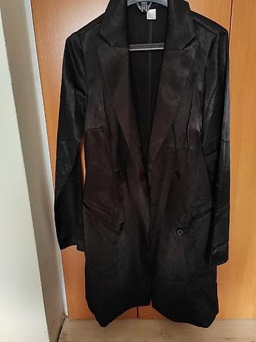 NOVI crni duzi blejzer, velicina 40. Kupljen u H&M u Norveskoj
